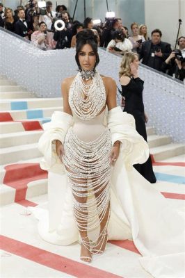  Kim Kardashian West Met Gala Appearance: Skandaliczne Suknie czy Finałowy Tryumf?