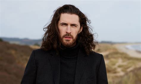 Koncert Hozier Eat Your Young Tour - Niesamowita energia i emocjonujące dźwięki na scenie